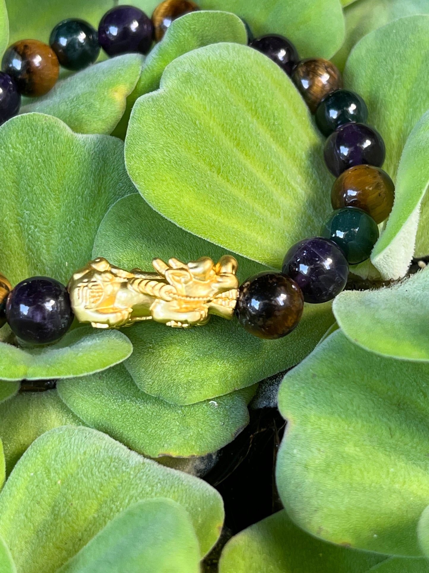 2025 Crystal Recommendation - Tiger Eye, Amethyst, & Jade