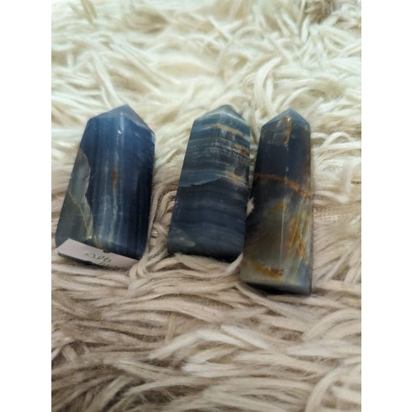 blue onyx / Lemurian aquatine calcite tower