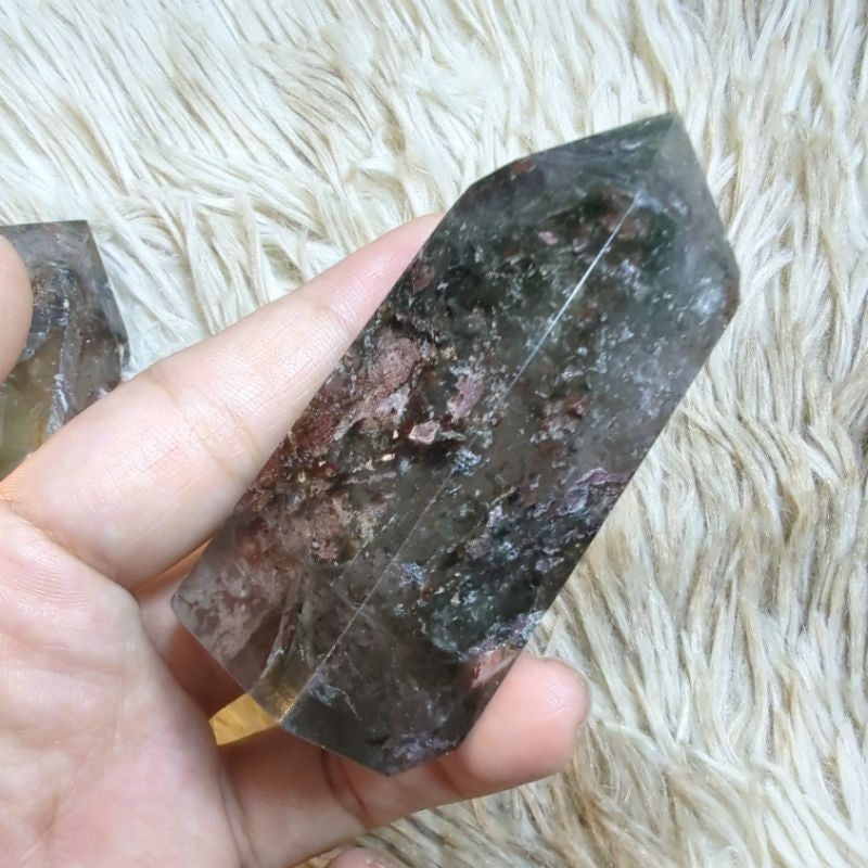 garden quartz free form and tower