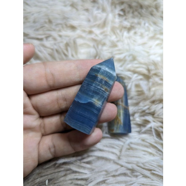 blue onyx / Lemurian aquatine calcite tower