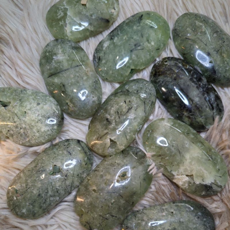 prehnite protection palm stone