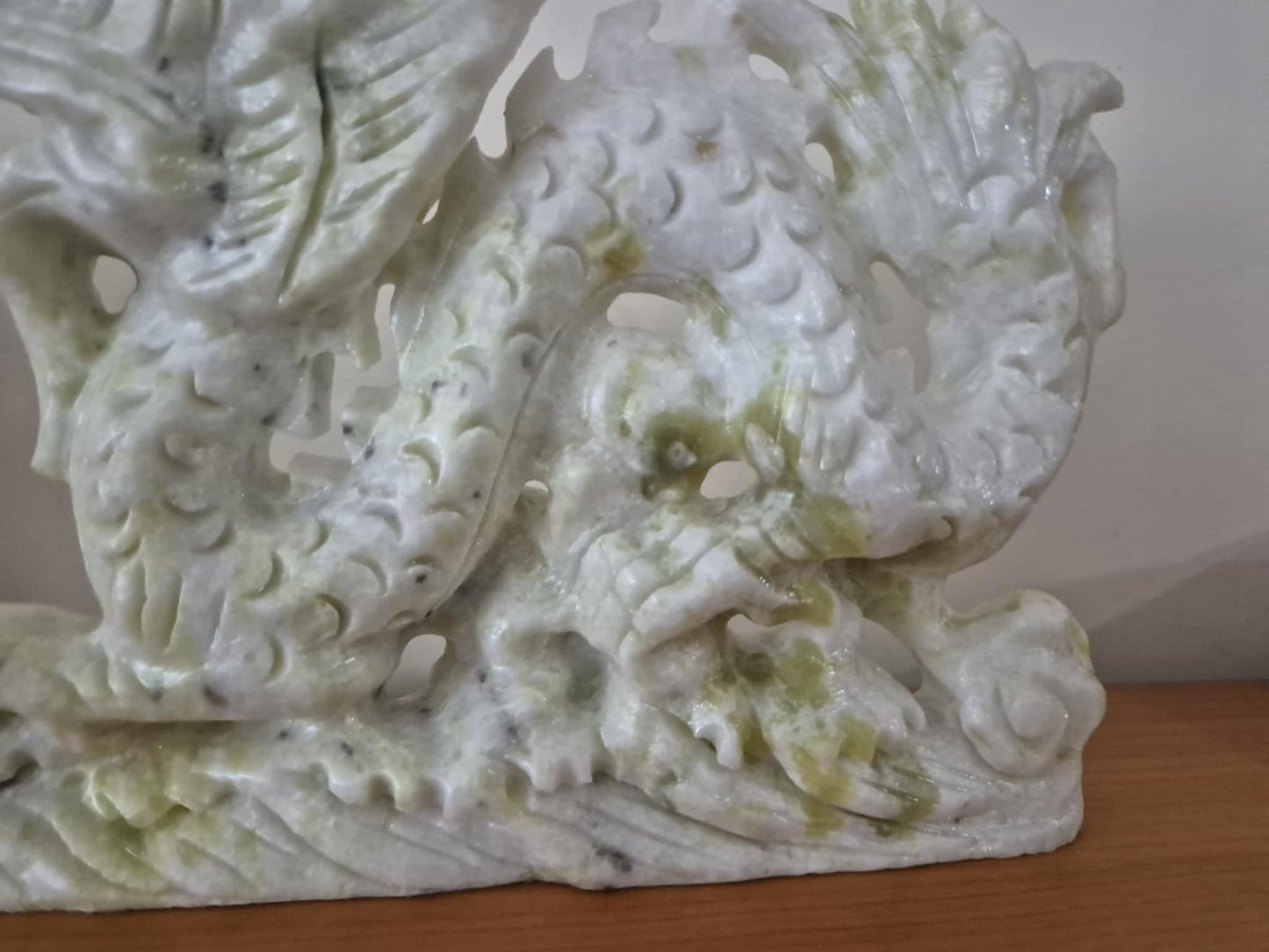 Xiu Yan Jade Dragon Carving