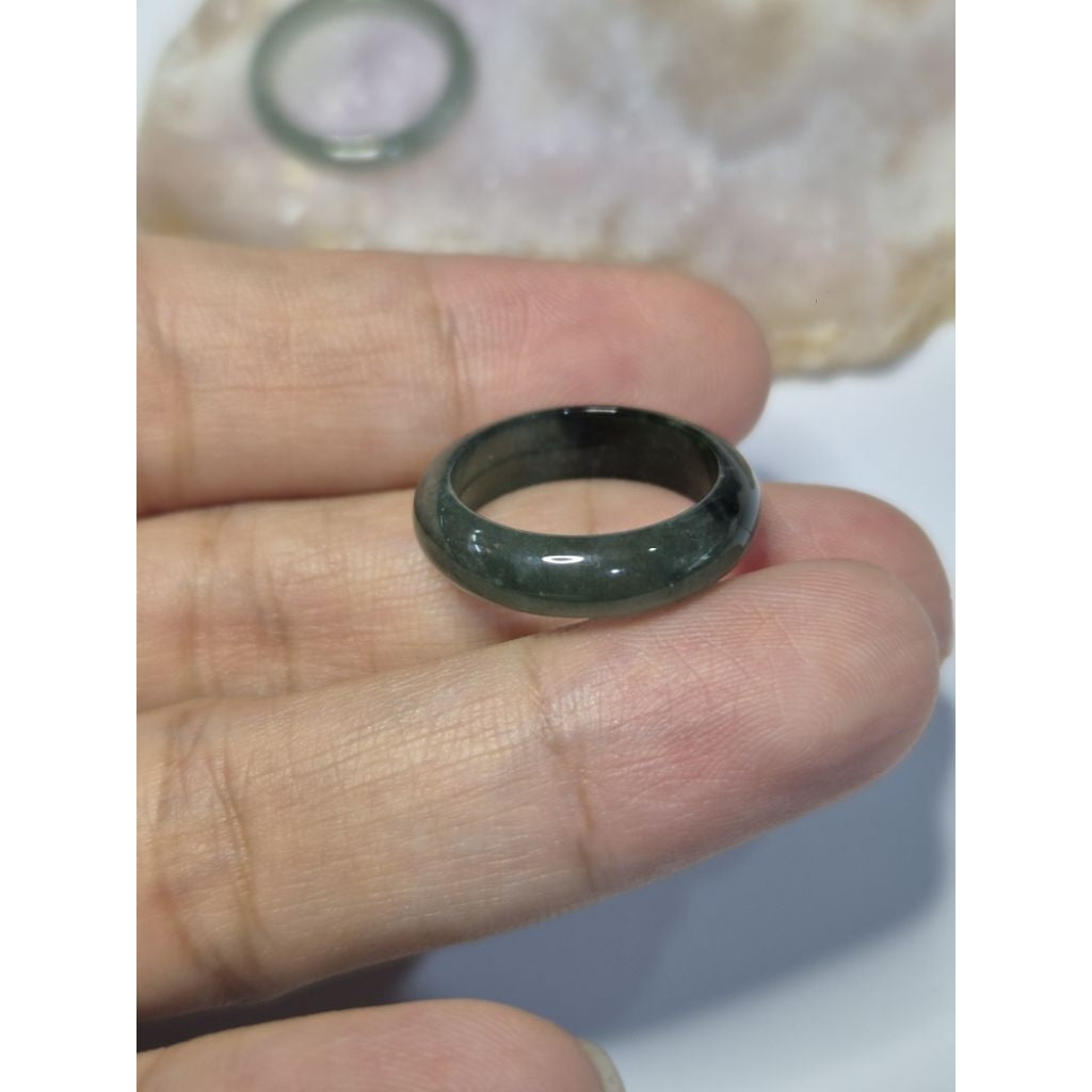 Authentic Blue water jade ring size 6-6.5