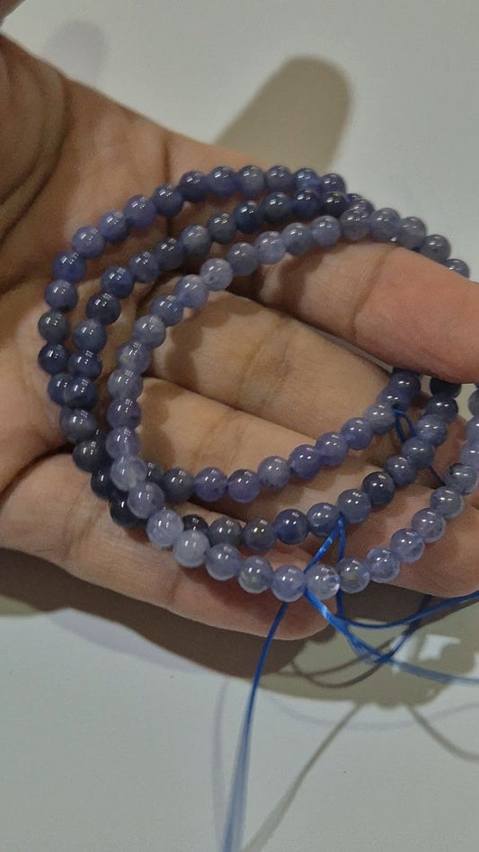 tanzanite round 5mm (price is per piece)