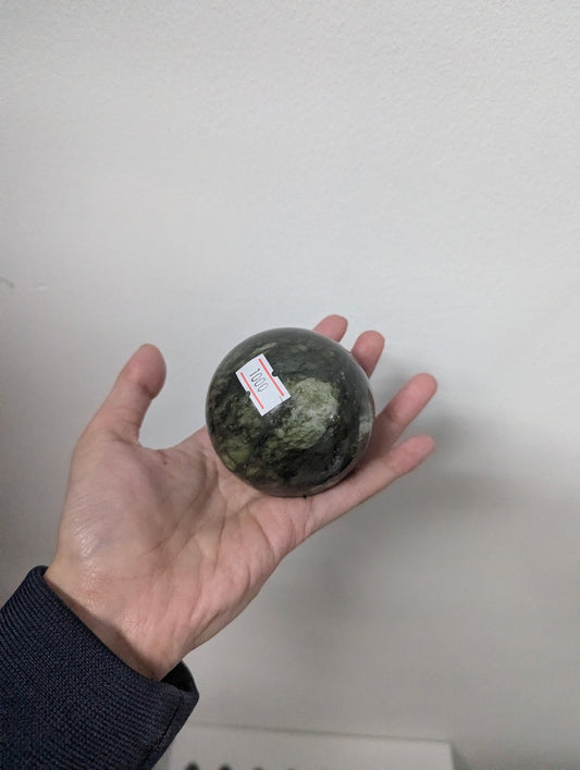 Jade Sphere (with Free Stand!)