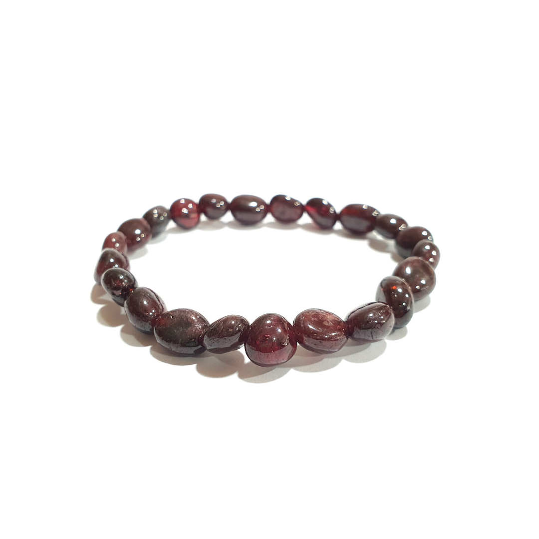 Garnet Pebbles Gemstone bracelet