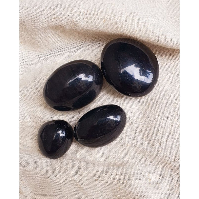 Obsidian tumble for protection and courage